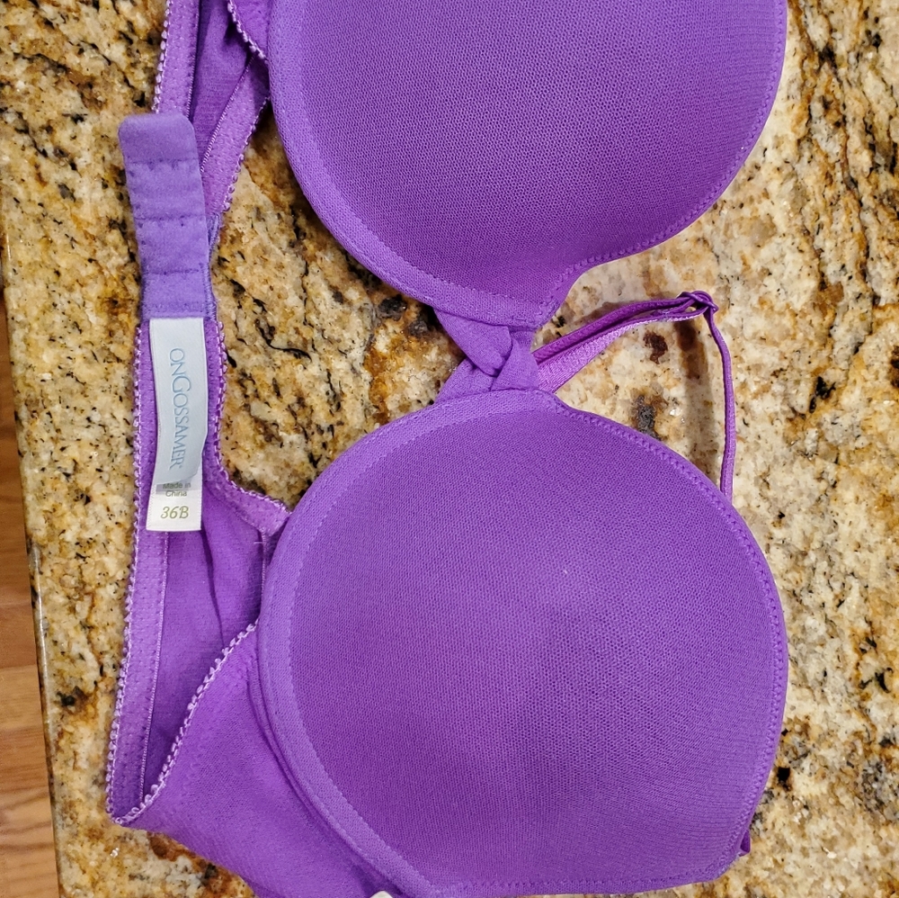 Ongossamer bra